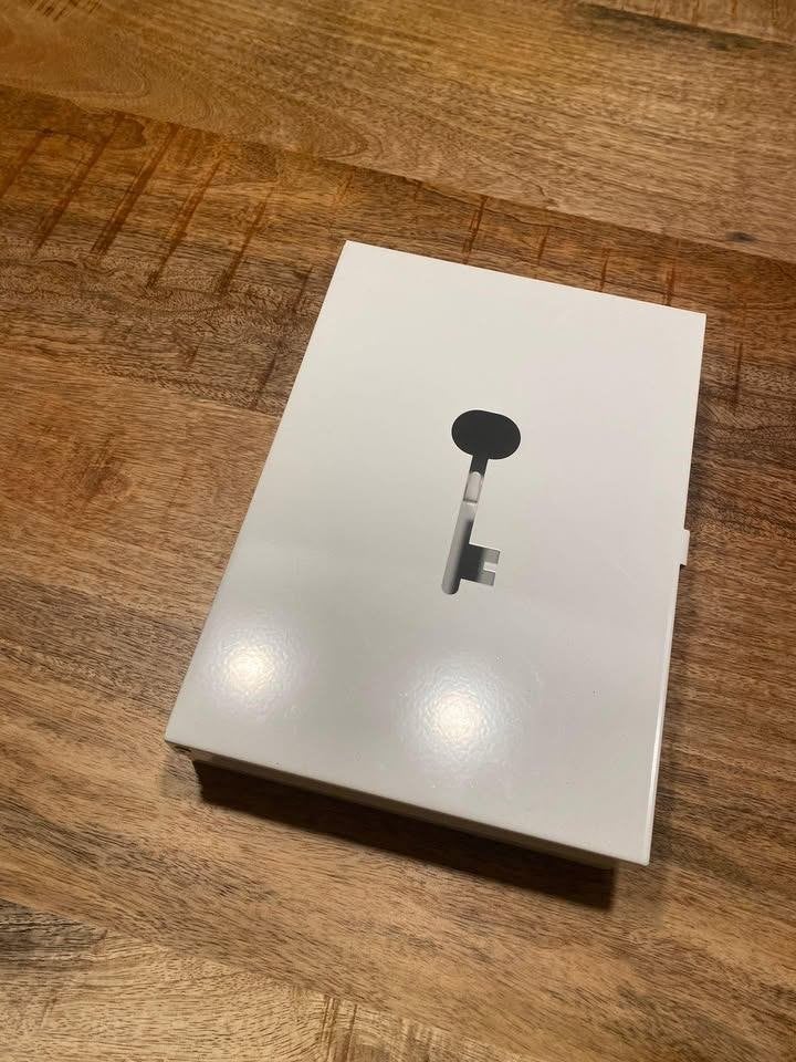 Sleutelkastje - Ikea Prunka, Metaal, 18 cm, Klassiek, Zo goed als nieuw