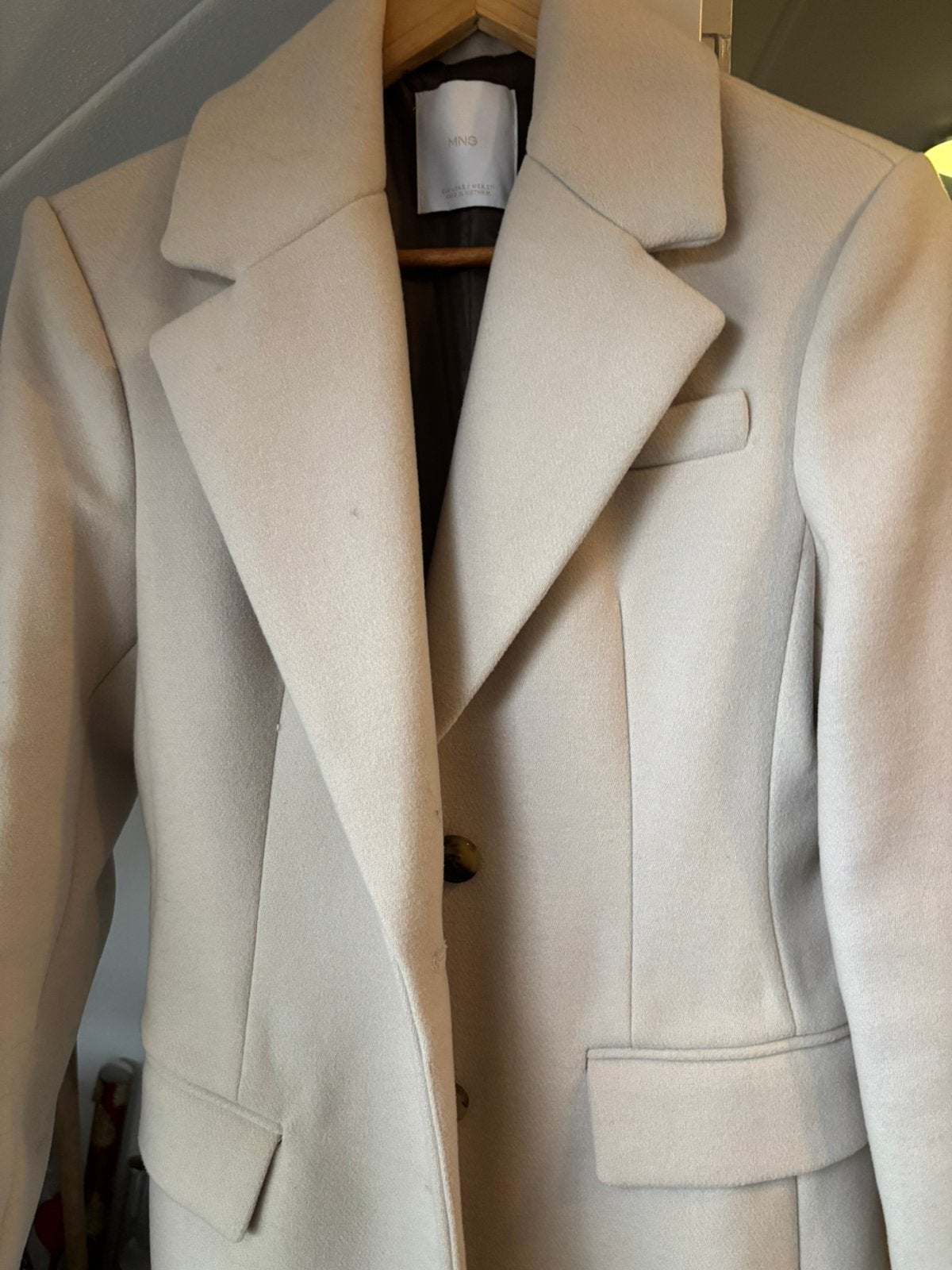 Mooie herfstjas nieuw S Mango beige wit, Beige, Nieuw, Ophalen of Verzenden, Jasje