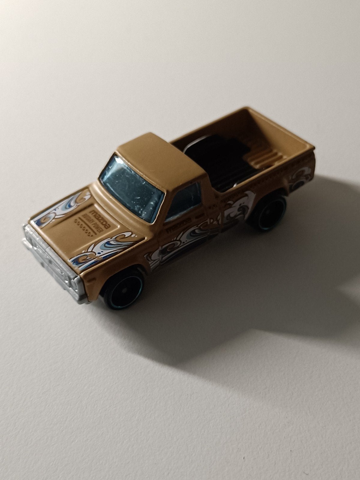 Hot Wheels Mazda Repu Pickup - Bruin, Ophalen of Verzenden, Zo goed als nieuw
