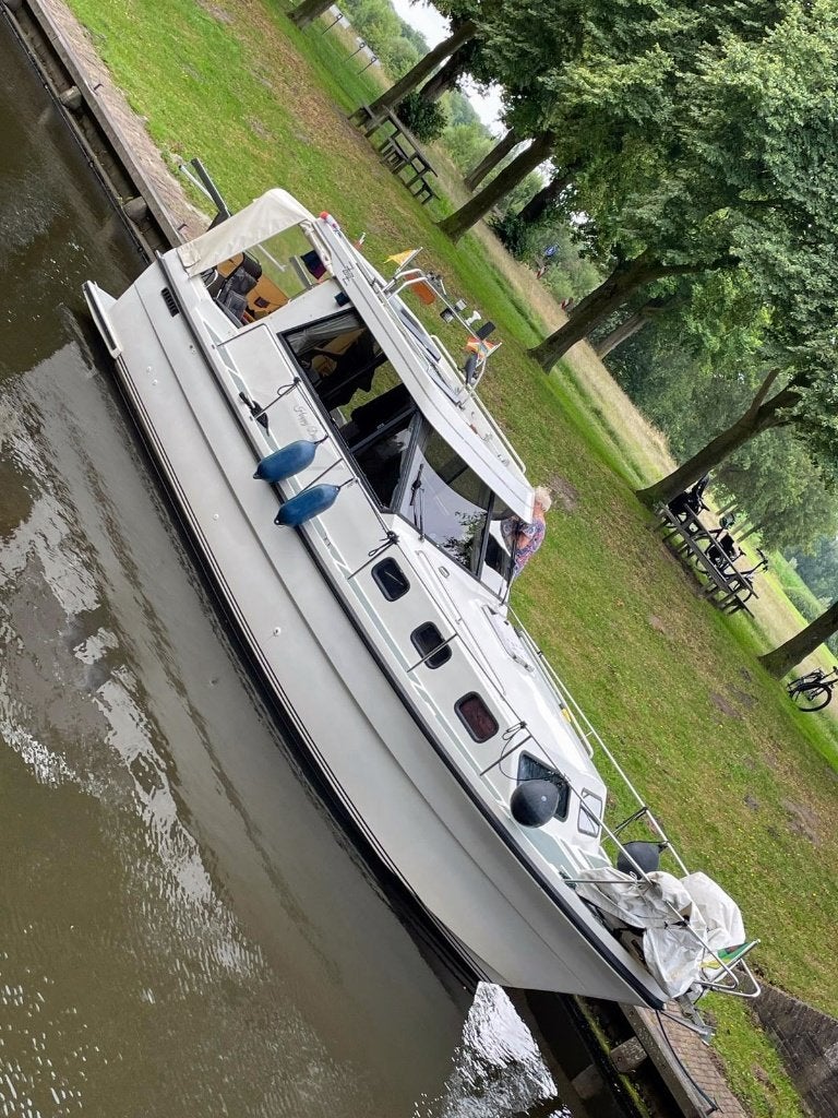 motorjacht, Diesel, Ophalen of Verzenden, Zo goed als nieuw, Polyester