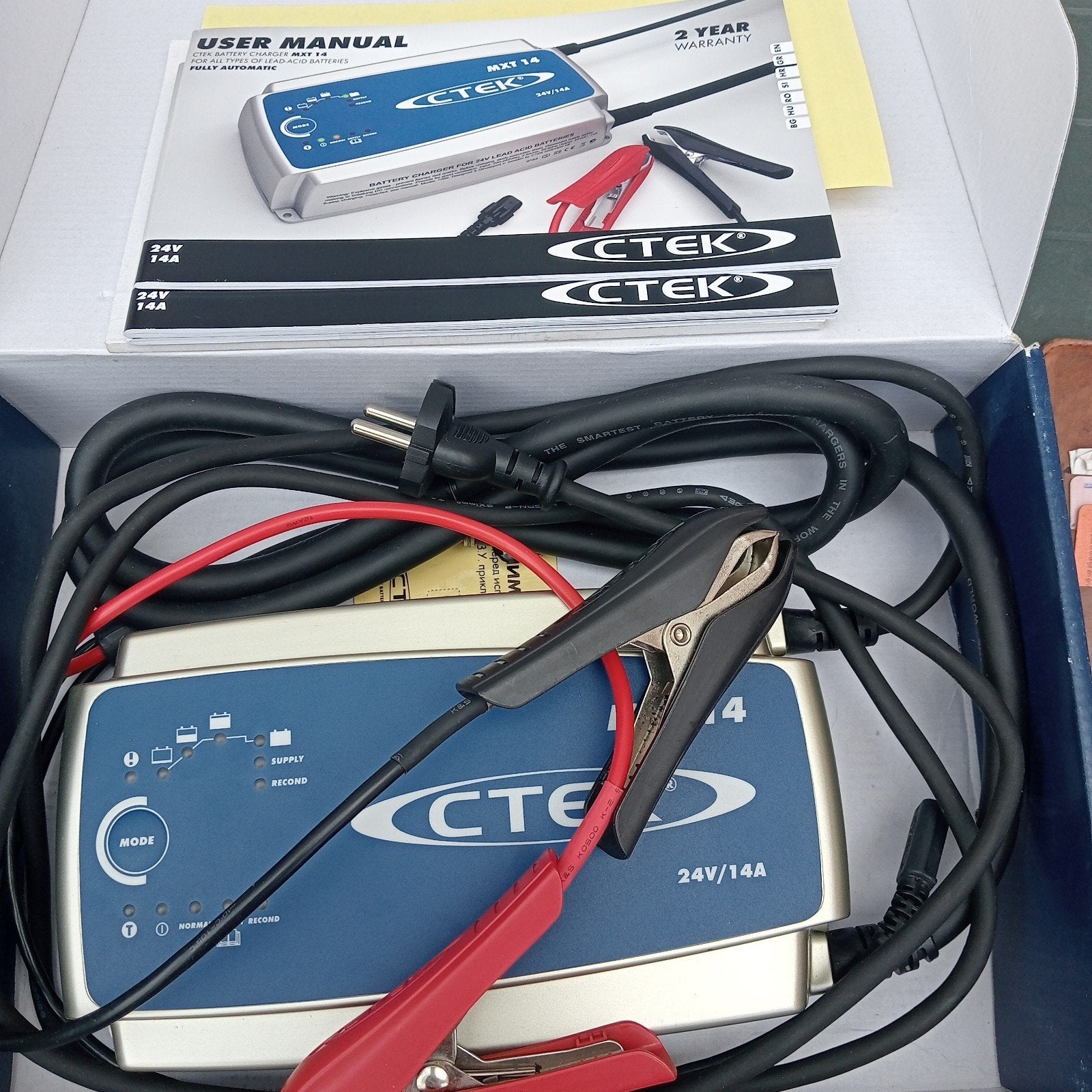 CTEK Acculader 24V/14A, Ophalen