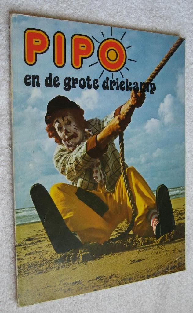 Pipo de Clown TV boeken en een puzzelboek - Wim Meuldijk, Ophalen of Verzenden, Gebruikt, Tv, Overige typen