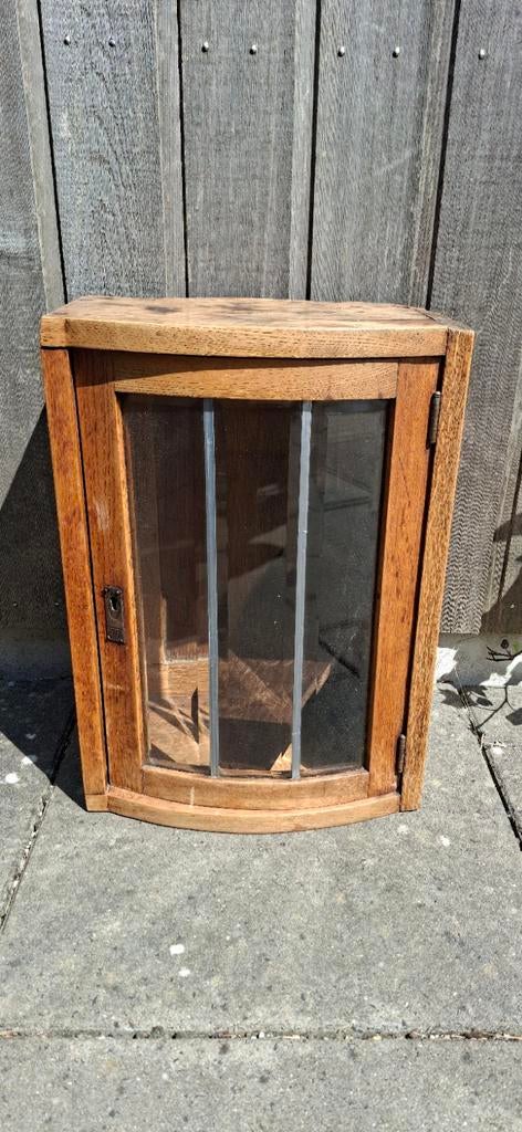 Vintage Houten Wandkastje met Glazen Deur, Antiek en Kunst, Antiek | Meubels | Kasten, Ophalen