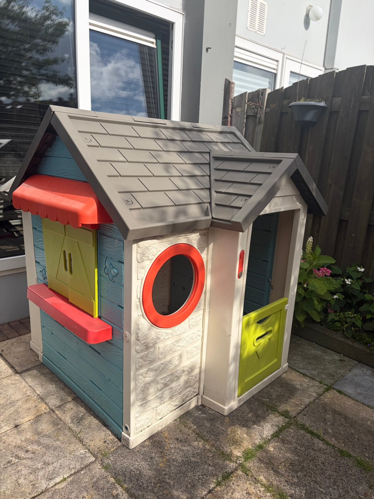 Prachtig Smoby speelhuis met keuken & werkende deurbel, Ophalen, Zo goed als nieuw, Kunststof