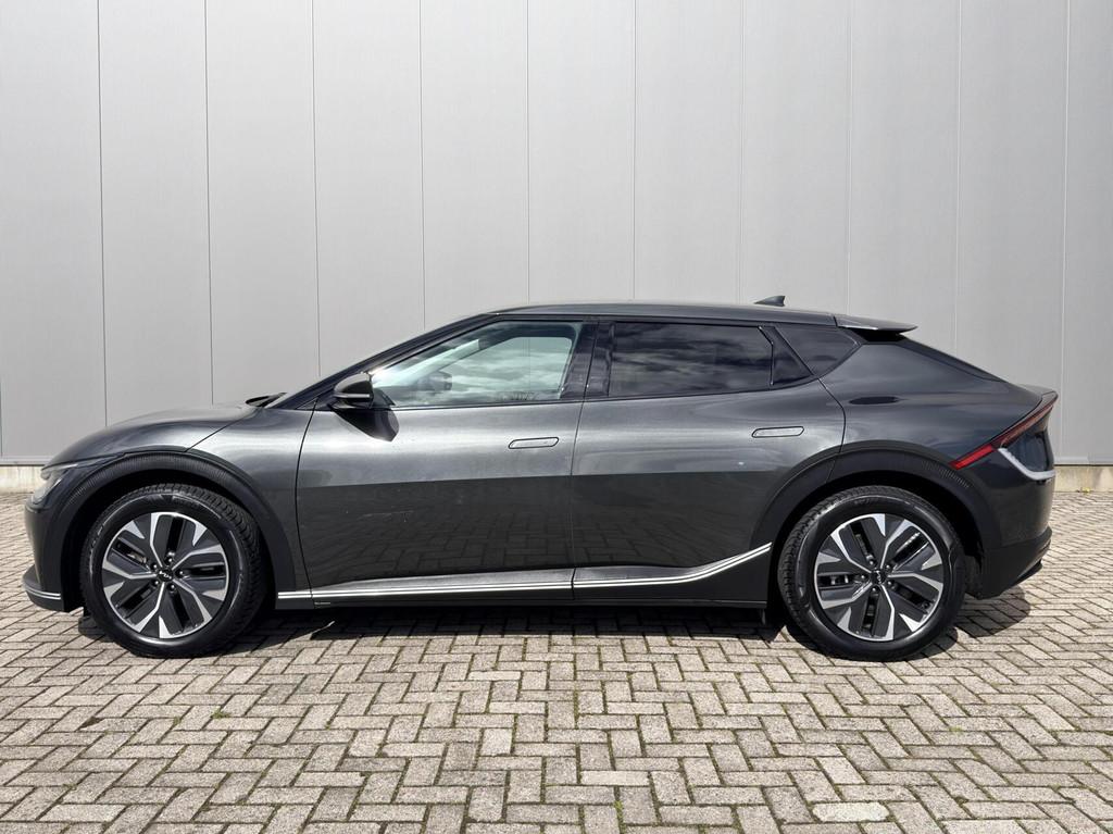 Kia EV6 Air 58 kWh 1e eig|Dealer OH|100% SOH|Trekhaak|NL Aut, Automaat, Gebruikt, 750 kg, Met garantie (alle)