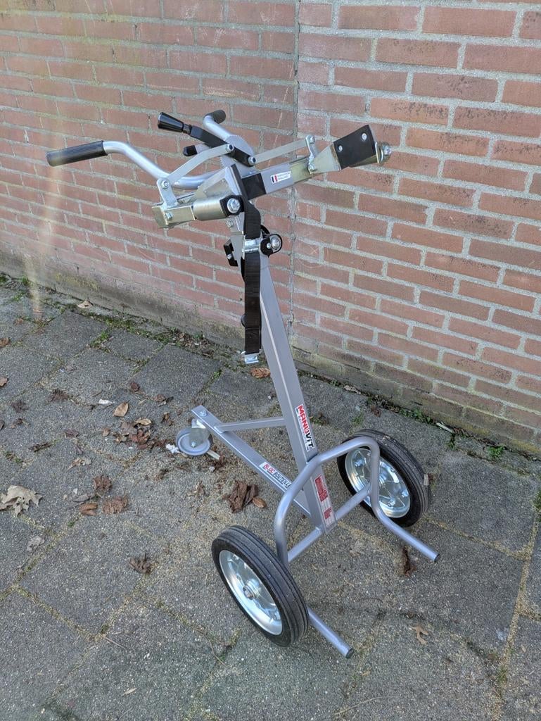 Steekwagen voor gasfles met hefbekrachtig manuvit, Ophalen, Zo goed als nieuw, 250 ampère of meer