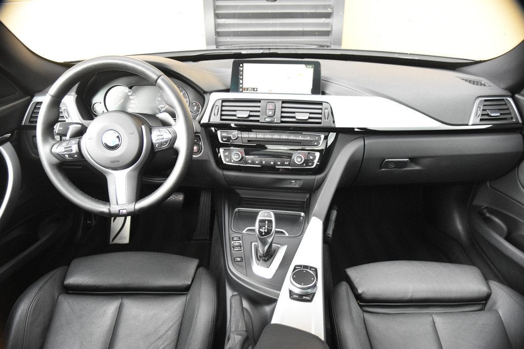 BMW 3-serie Gran Turismo 320i High Executive * M-Sport * Pan, Auto's, Automaat, 1998 cc, Achterwielaandrijving, Gebruikt