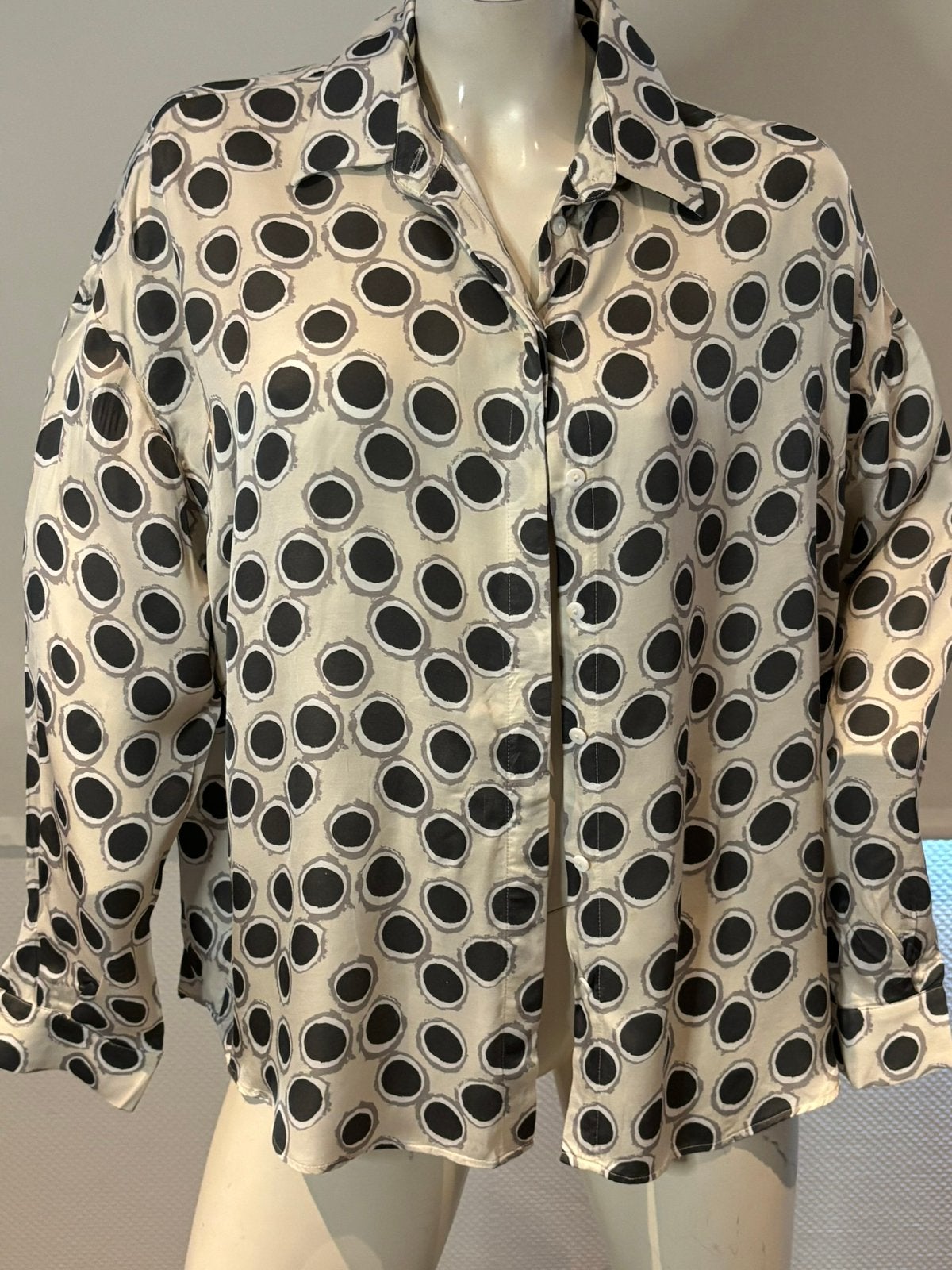 Louis and mia blouse maat 36, ., Wit, Ophalen of Verzenden, Zo goed als nieuw