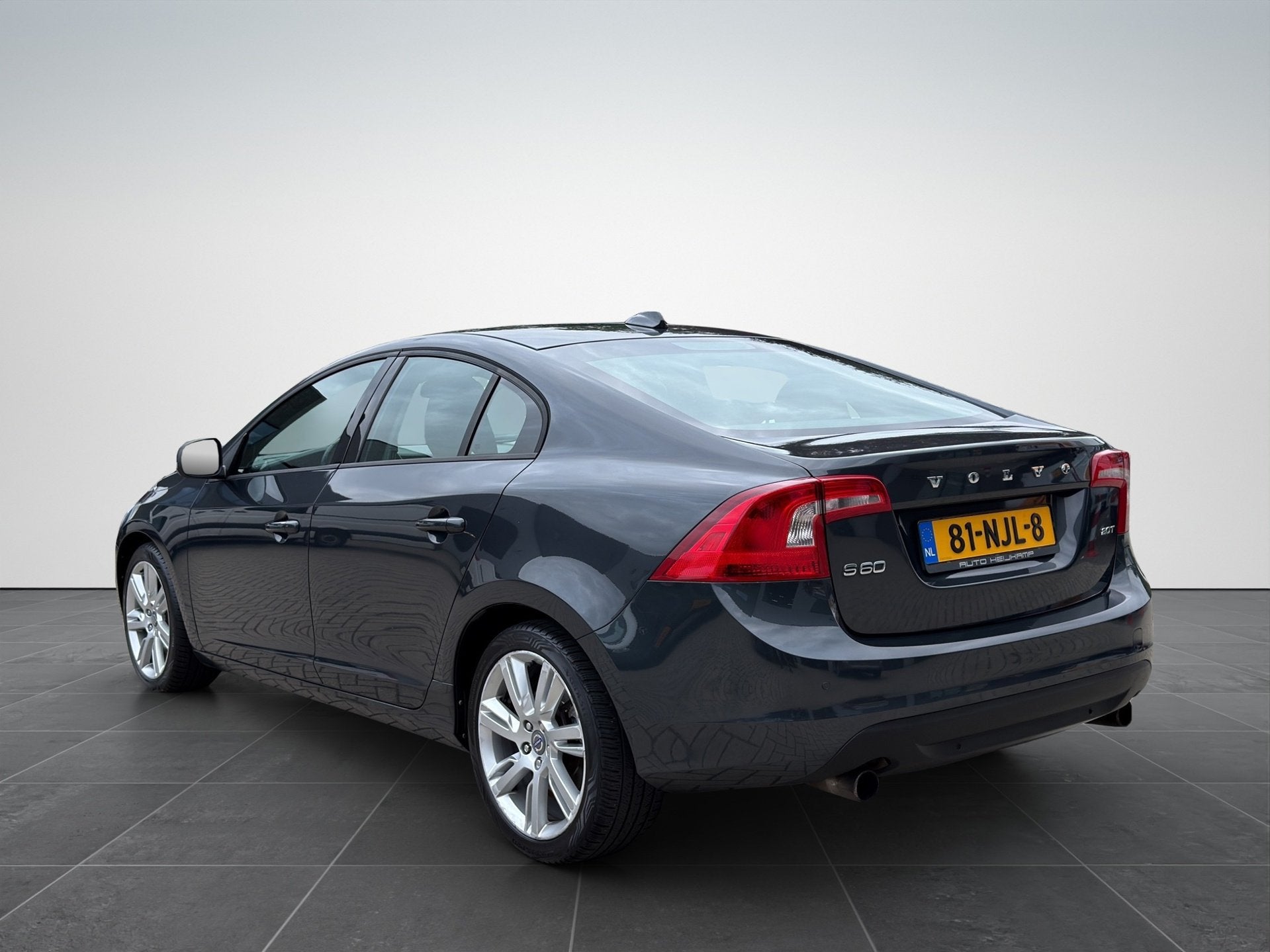 Volvo S60 2.0T Intro Edition Automaat|Navi|Cruise|Pdc|NAP, 4 cilinders, S60, Origineel Nederlands, 1470 kg
