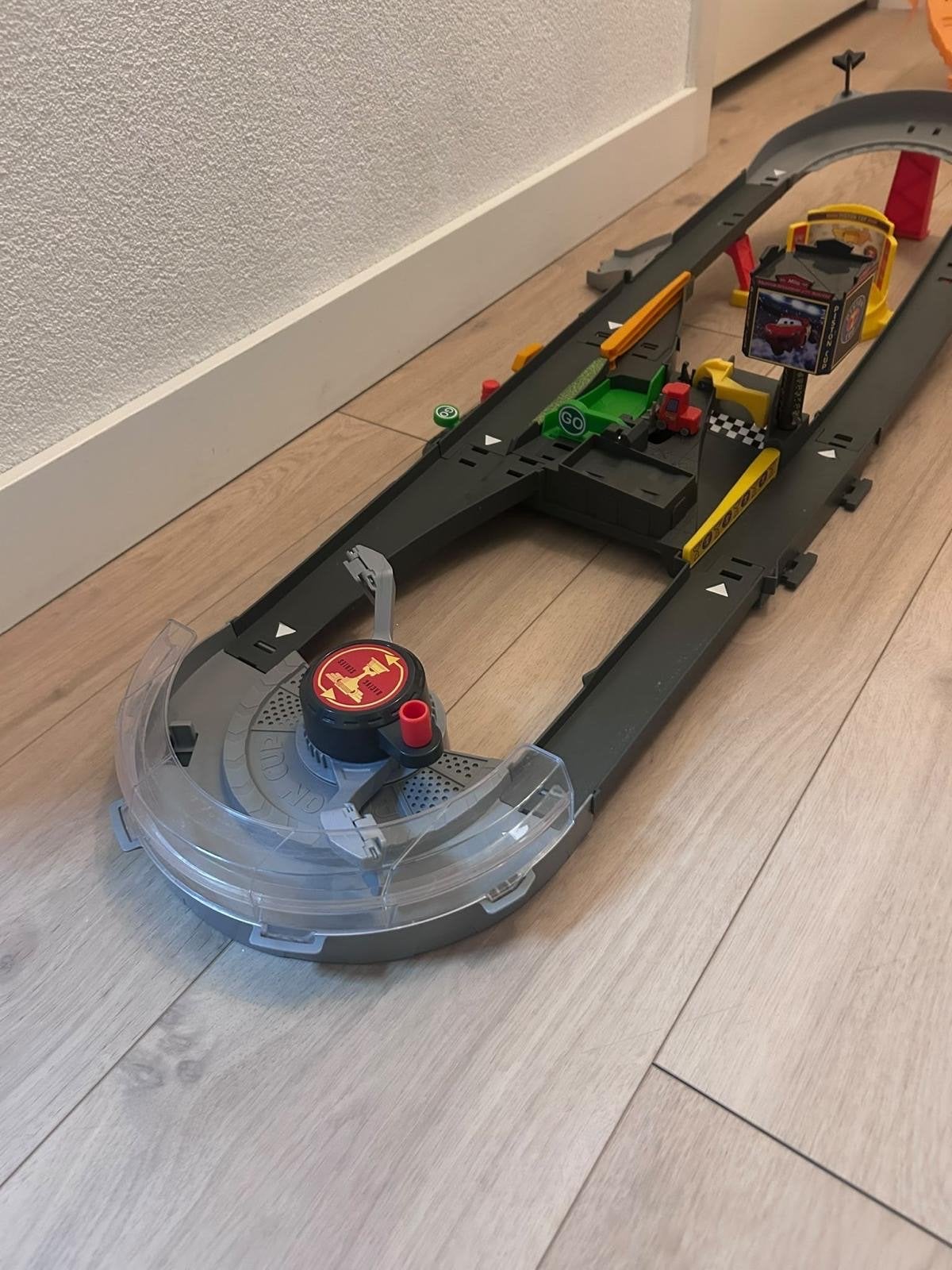 Disney pixar piston cup racebaan, Overige merken, Ophalen of Verzenden, Overige aandrijving, Racebaan