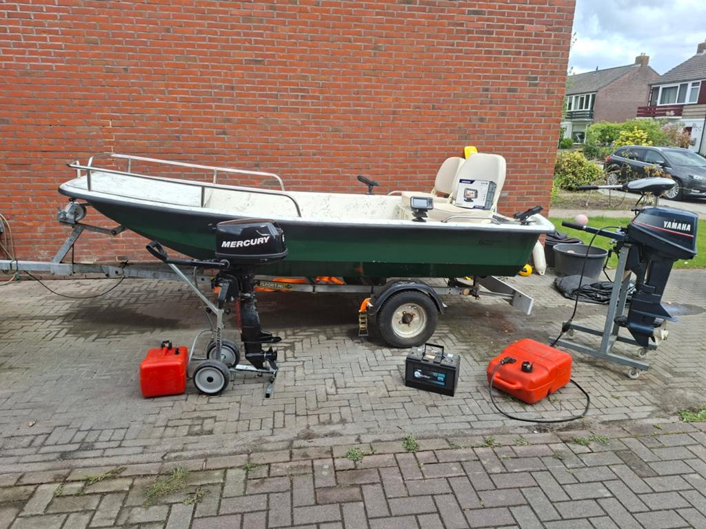 Carolina Skiff Visboot Platbodem met 3 Motoren, Watersport en Boten, Gebruikt, Viertaktmotor, Ophalen of Verzenden, Buitenboordmotor