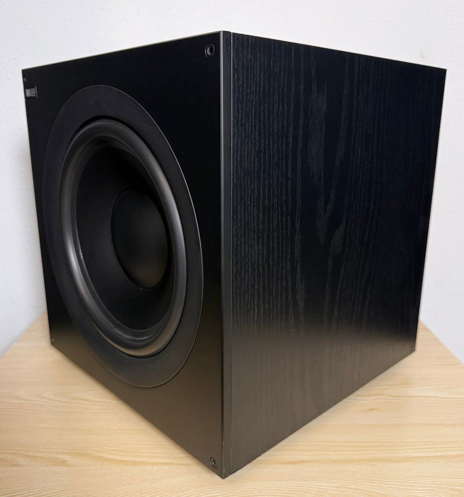 KEF Q400b “KRACHTIGE” 10” inch actieve subwoofer “TOP STAAT”, 150 watt of meer, Subwoofer, Inclusief kabels, Ophalen of Verzenden