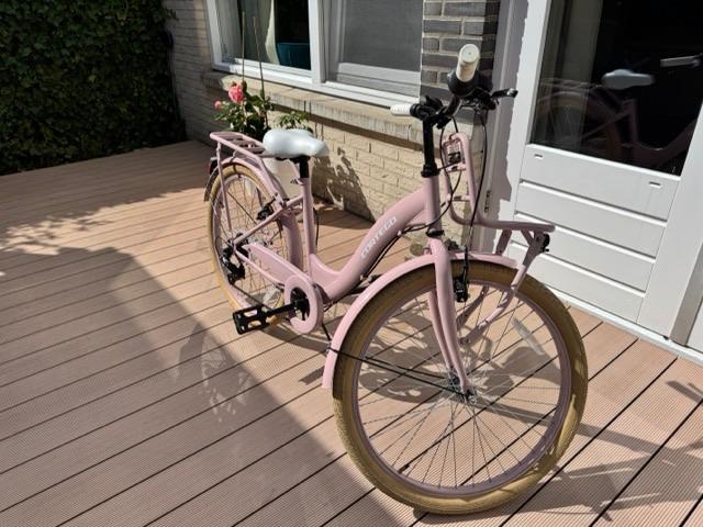 Kinderfiets in goede staat, Fietsen en Brommers, Fietsen | Dames | Damesfietsen, Gebruikt, Velgrem, Versnellingen, Ophalen