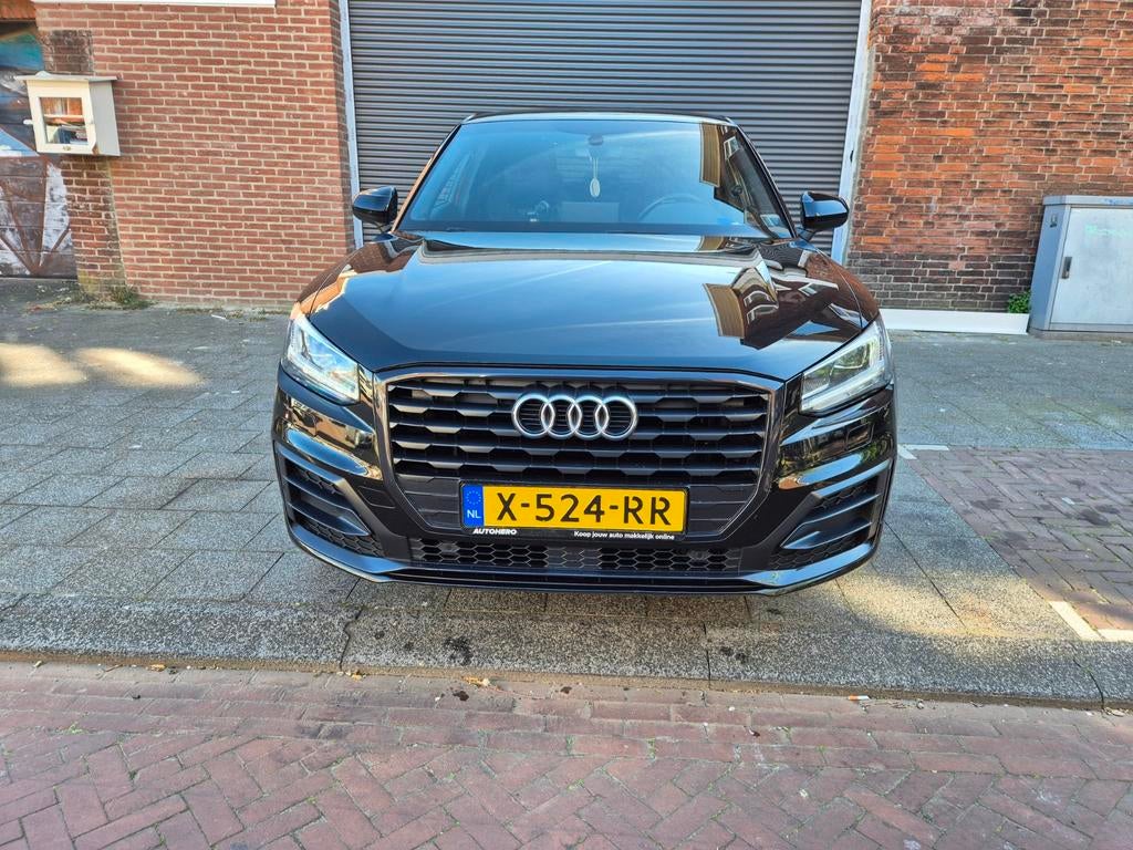 Audi Q2 35 Tfsi 150pk S Tronic 2020 Zwart, Auto's, 1498 cc, 4 cilinders, Zwart, Bluetooth