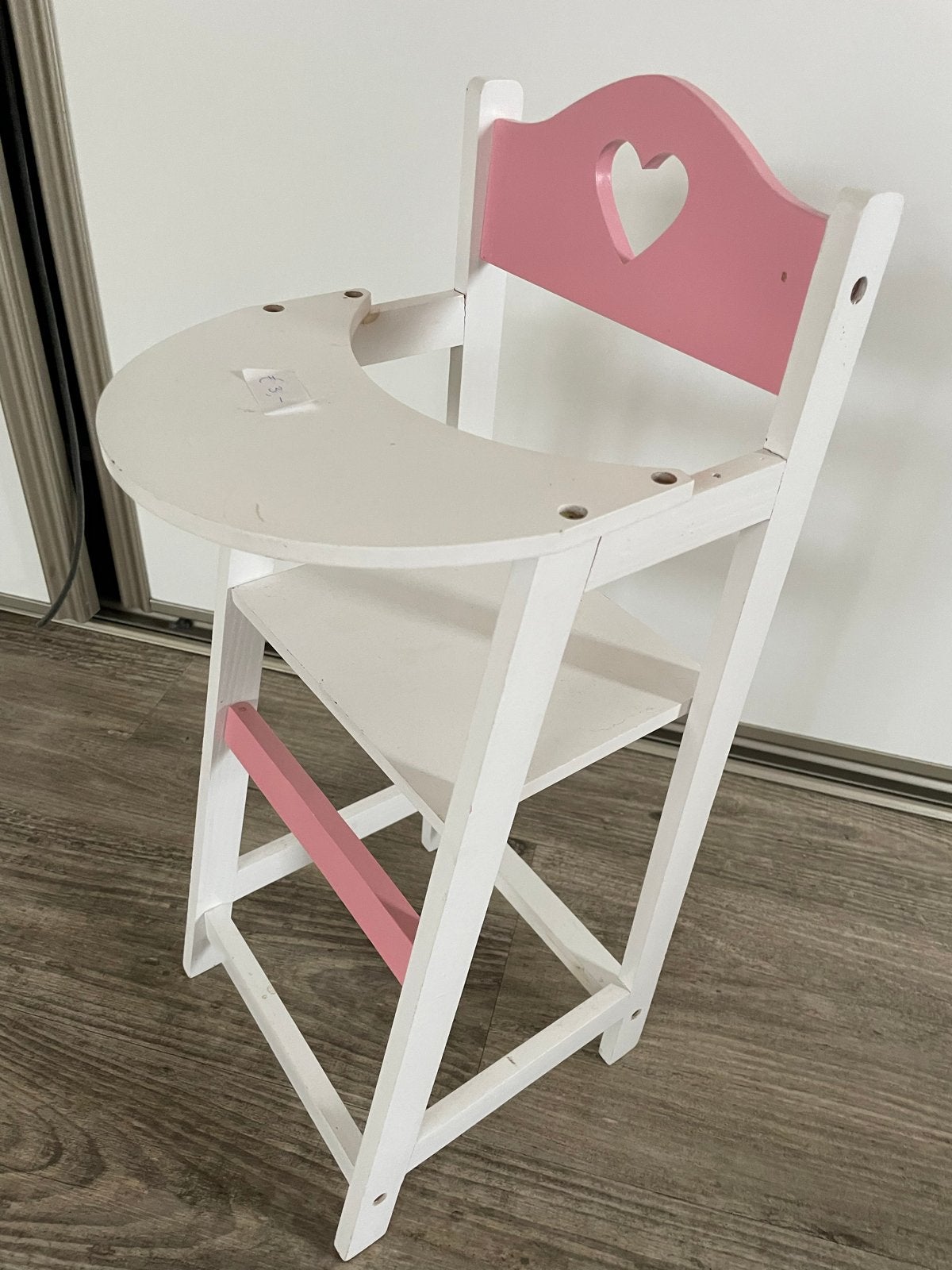 Houten poppenstoel met hartje - wit/roze, Ophalen, Gebruikt, Overige typen