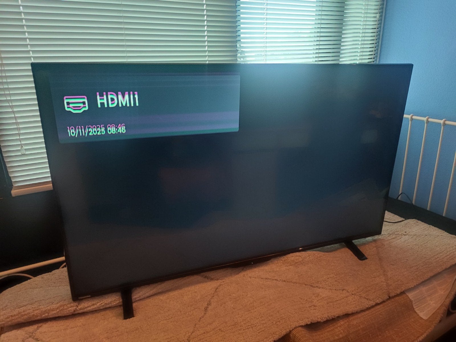 GRATIS: Toshiba televisie - 140 centimeter, Ophalen, 100 cm of meer, 50 Hz, Toshiba