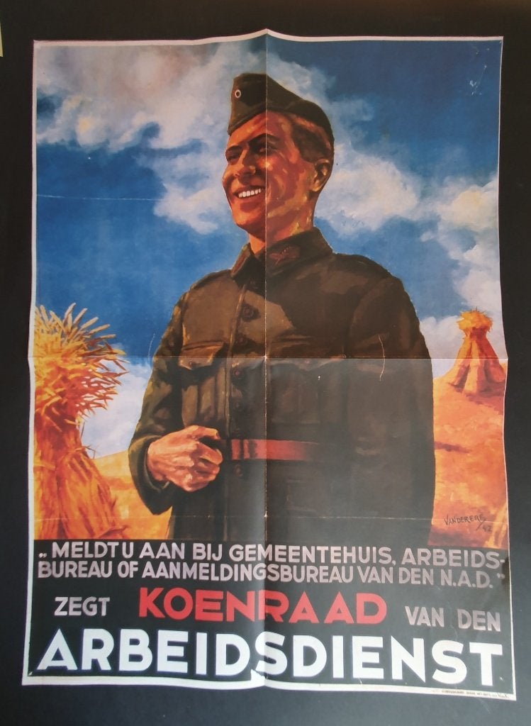 9224 - WWII 56x42cm NAZI POSTER: HARDWERKENDE NED. JONGEN, Verzamelen, Verzenden, Overige soorten, Nederland, Foto of Poster