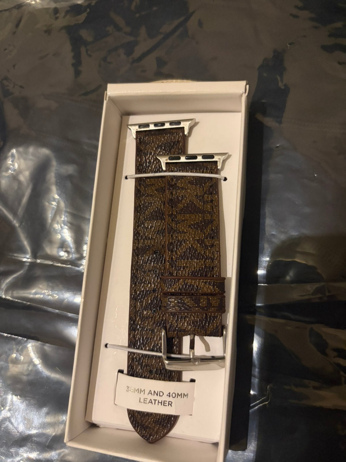 Michael Kors Apple Watch Band, Sieraden, Tassen en Uiterlijk, Gebruikt, Verzenden, Zwart, IOS