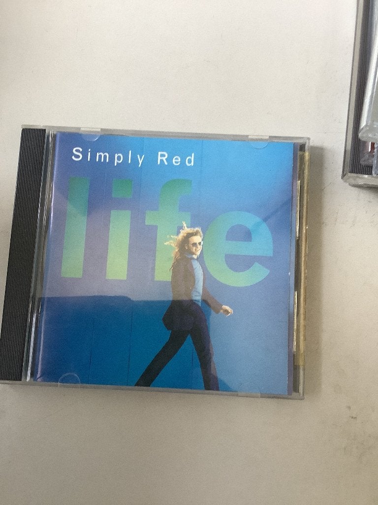 Simply red,life., Verzenden