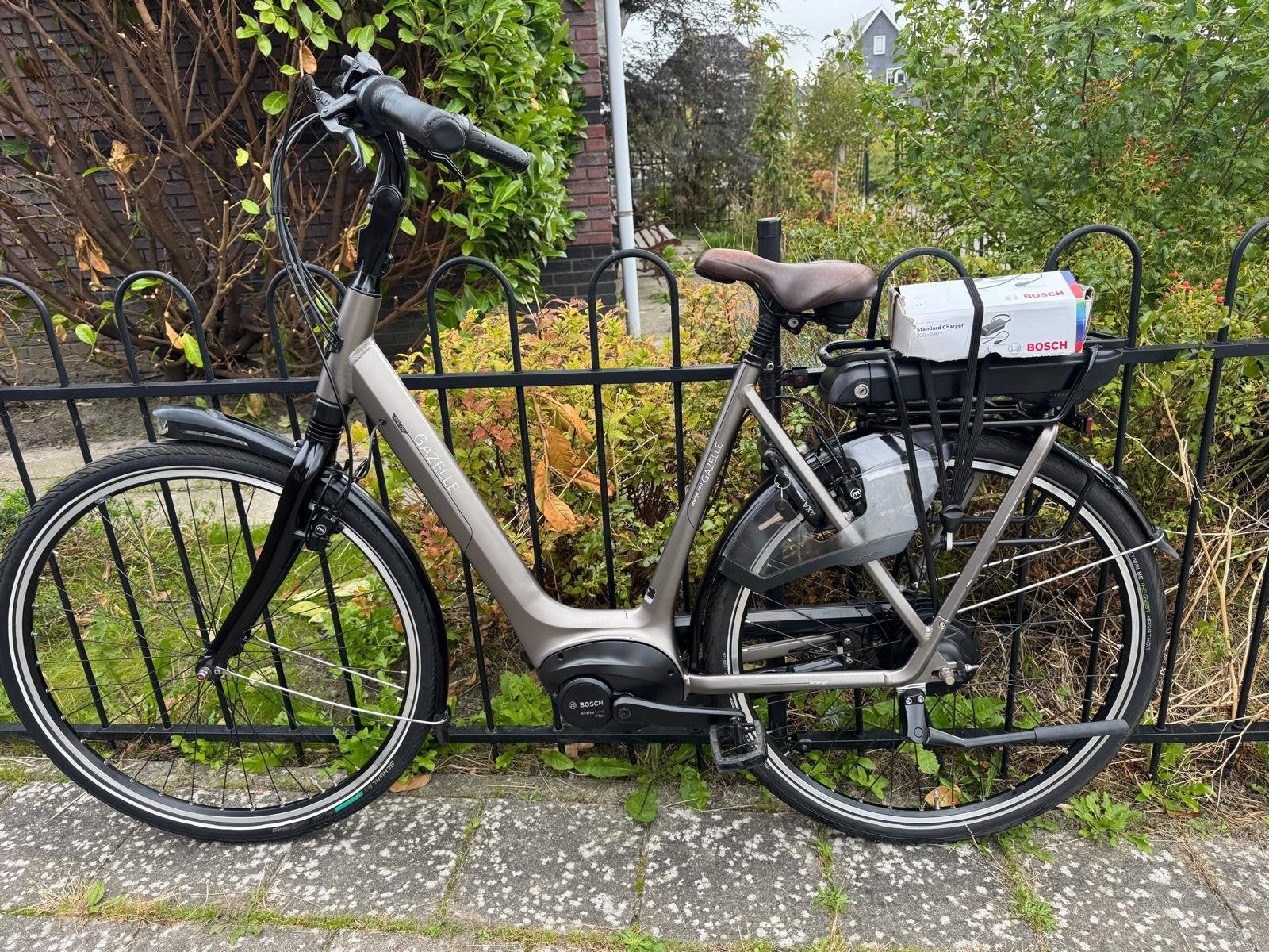 Elektrische fiets Gazelle Orange Bosch middenmoter, Fietsen en Brommers, Ophalen, Zo goed als nieuw, 50 km per accu of meer, 55 tot 59 cm