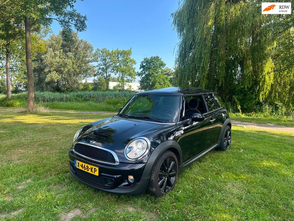 Mini 3-Deurs 1.6 Cooper S Pepper Pano Navi Sport, Auto's, Mini, Euro 5, Gebruikt, 4 cilinders, 4 stoelen