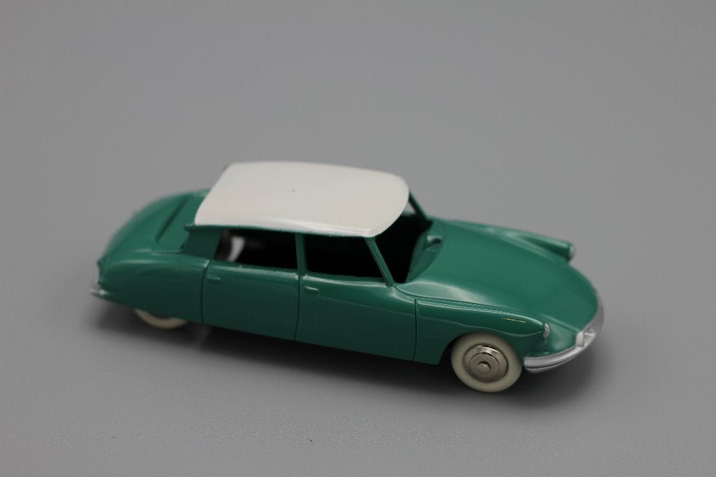 1e Atlas  Dinky Toys Citroen DS # 24 C, Hobby en Vrije tijd, Ophalen of Verzenden, Zo goed als nieuw, Auto, Dinky Toys