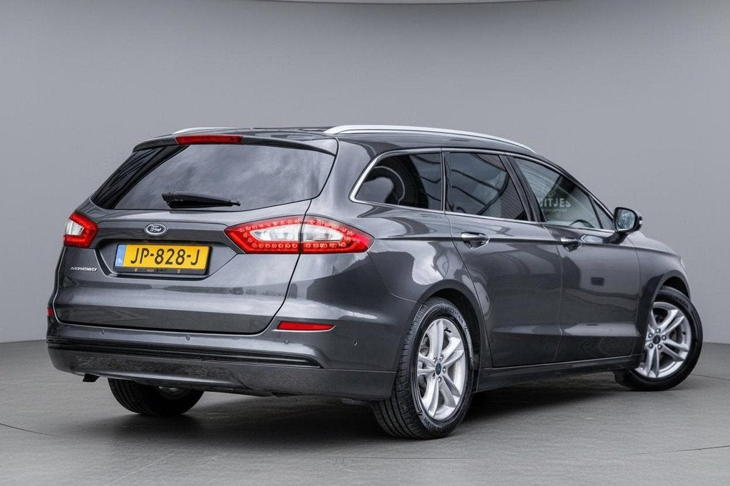 Ford Mondeo Wagon 1.5 Titanium OrgNL|Sfeerverlichting|Goed-o, Auto's, Ford, Voorwielaandrijving, Stof, Euro 6, 4 cilinders