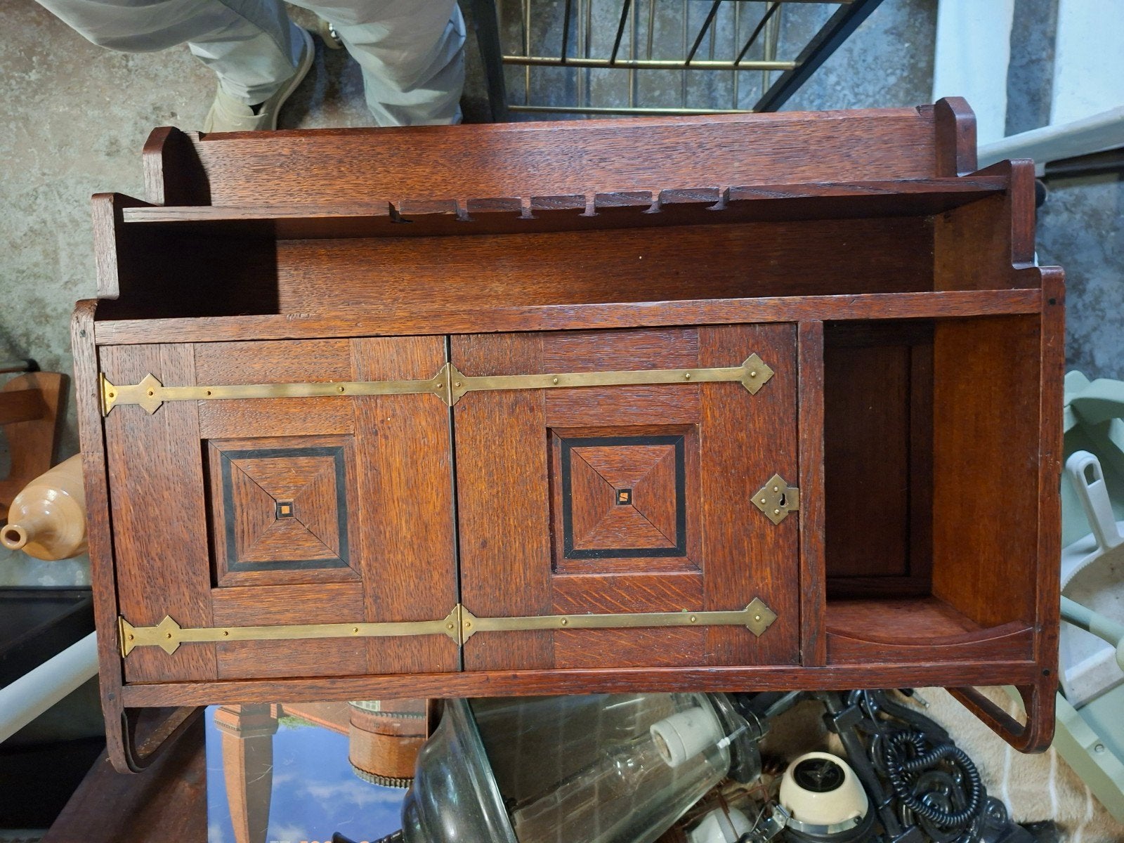 AMSTschool wandkast met inlegwerk en messing details, Ophalen of Verzenden
