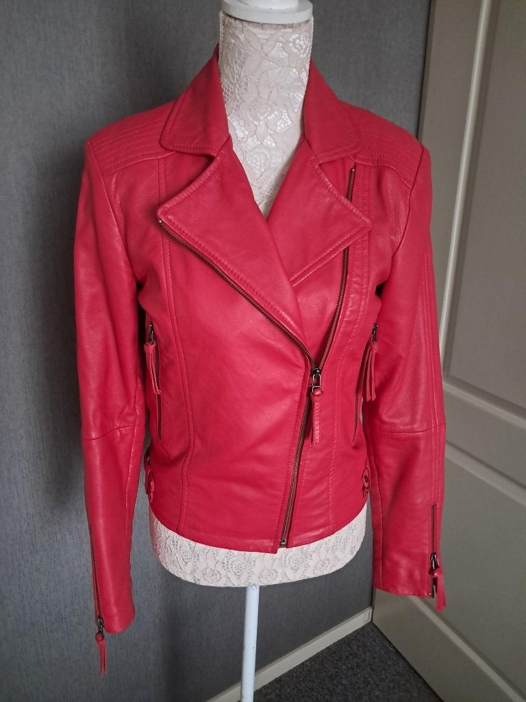 Jasje MNG ( Leer )  Maat : S Kleur : Rood, MNG, Nieuw, Ophalen of Verzenden, Jasje
