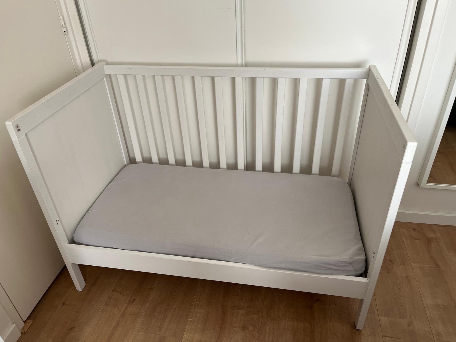 IKEA Kinderbed met Aerosleep matras en topper, Ophalen, 70 tot 85 cm, 140 tot 160 cm, Zo goed als nieuw