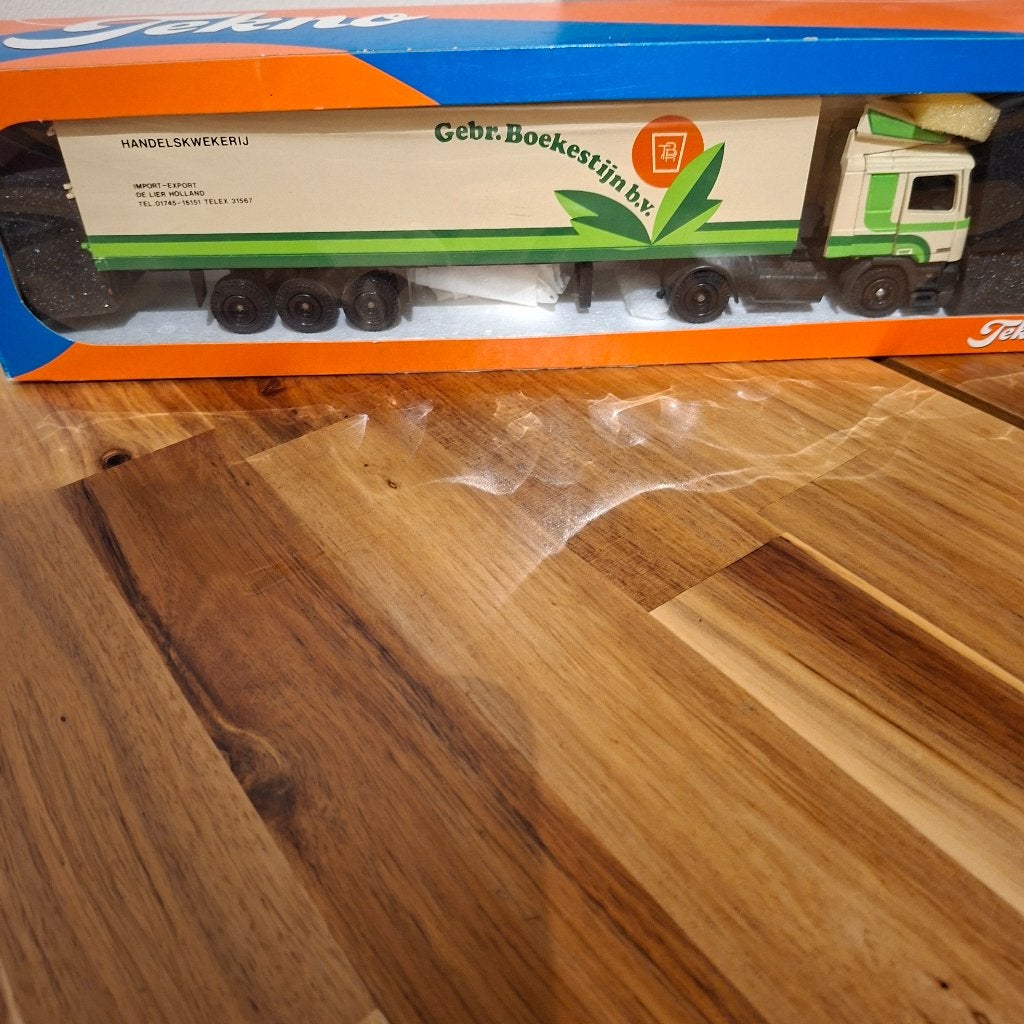 Tekno DAF Truck & Tr  Gebr. Boekestijn b.v.de lier  met doos, Hobby en Vrije tijd, Verzenden, Zo goed als nieuw, Bus of Vrachtwagen
