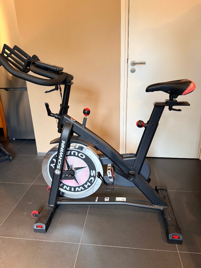 Spinfiets, Sport en Fitness, Ophalen, Gebruikt, Spinningfiets, Metaal