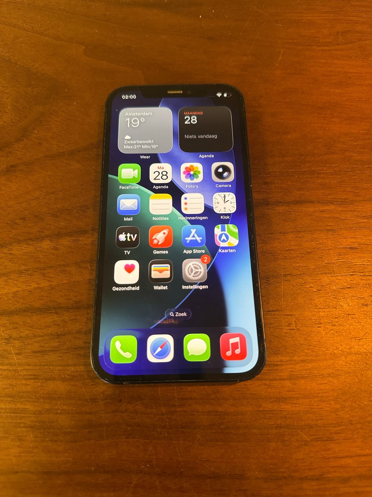 Foto 2 van iPhone 12 - 128GB - Zwart (achterkant gebarsten)