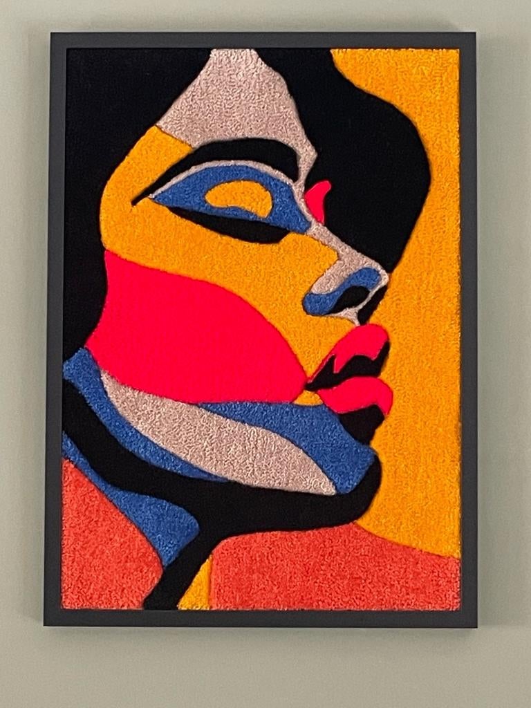 Getuft Schilderij Vrouwenportret - Frisse Kleuren, Ophalen