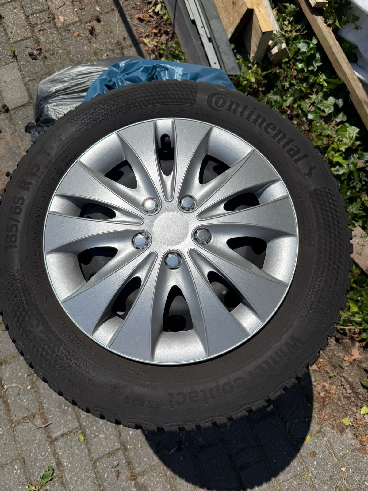 15 inch stalen velg Winterbanden met wieldoppen, Ophalen of Verzenden
