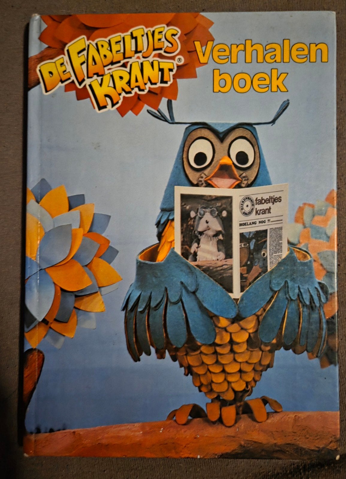 De Fabeltjeskrant Verhalenboek - Licht beschadigd, Ophalen of Verzenden, Gelezen, Chanowski Productions BV, Sprookjes