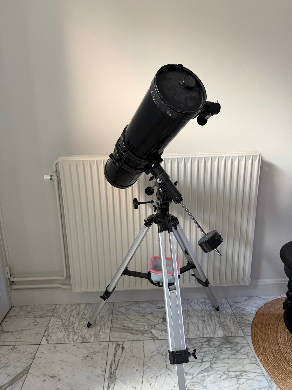 Omegon Newton Reflector Telescoop Basic 150 EQ met doos, Ophalen, 80 tot 200 mm, Met statief, Spiegeltelescoop (reflector)