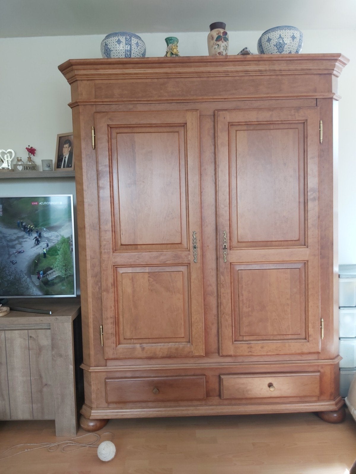 hoge buffetkast kast  XXL met 2 lades goede staat, Huis en Inrichting, Ophalen, Gebruikt, Landelijk, Met lade(s)