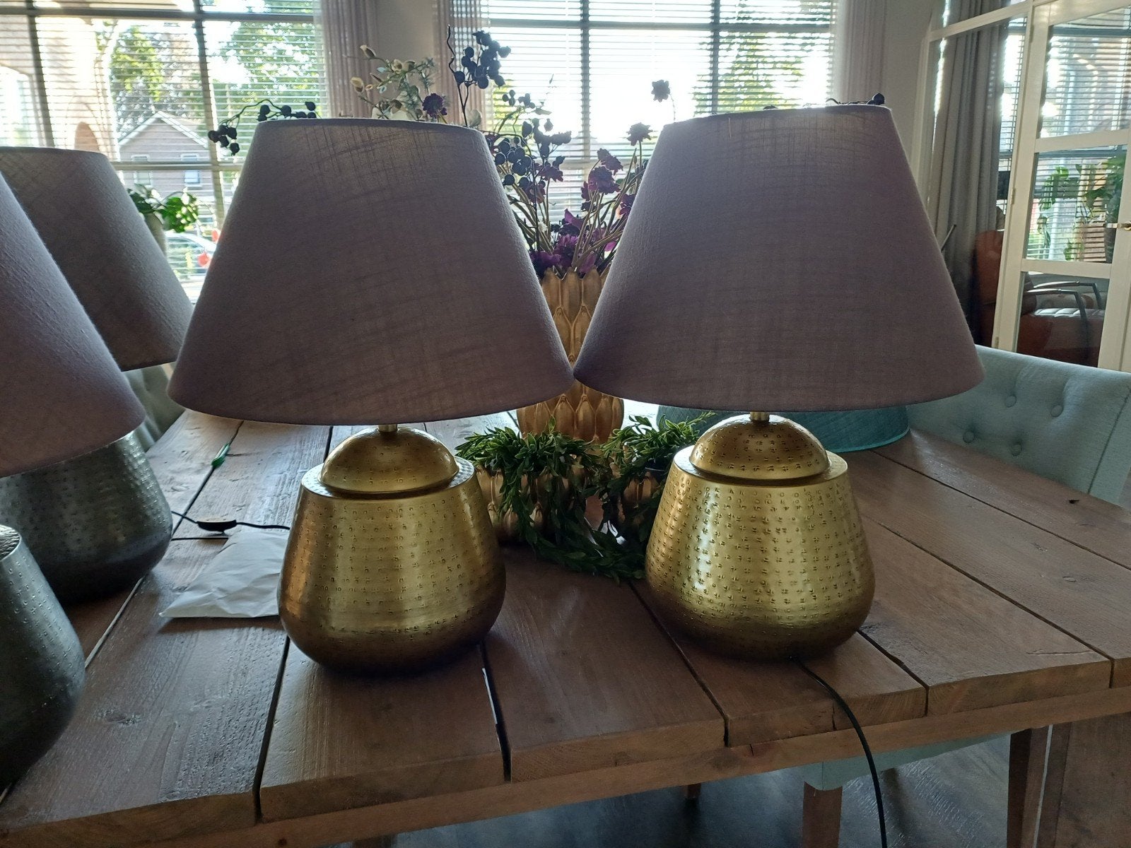 2 schemerlampen, Ophalen
