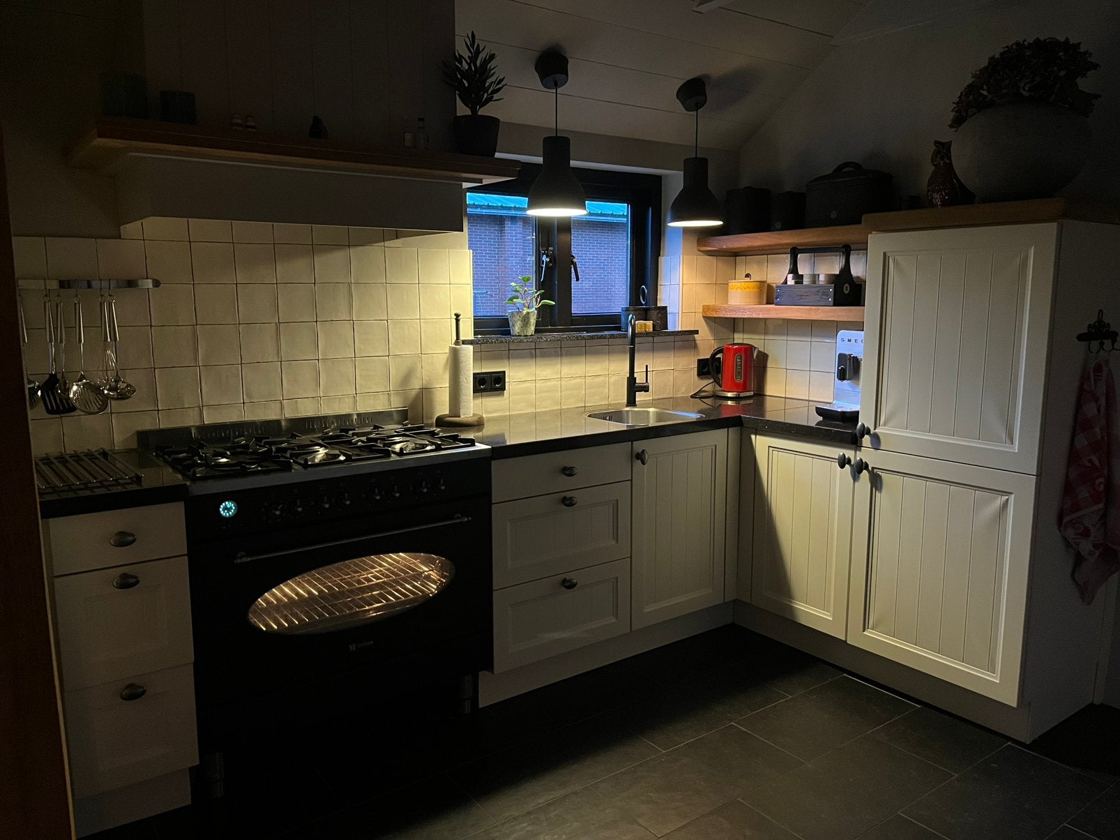 Landelijke keuken, Ophalen, Zo goed als nieuw, Hoekkeuken
