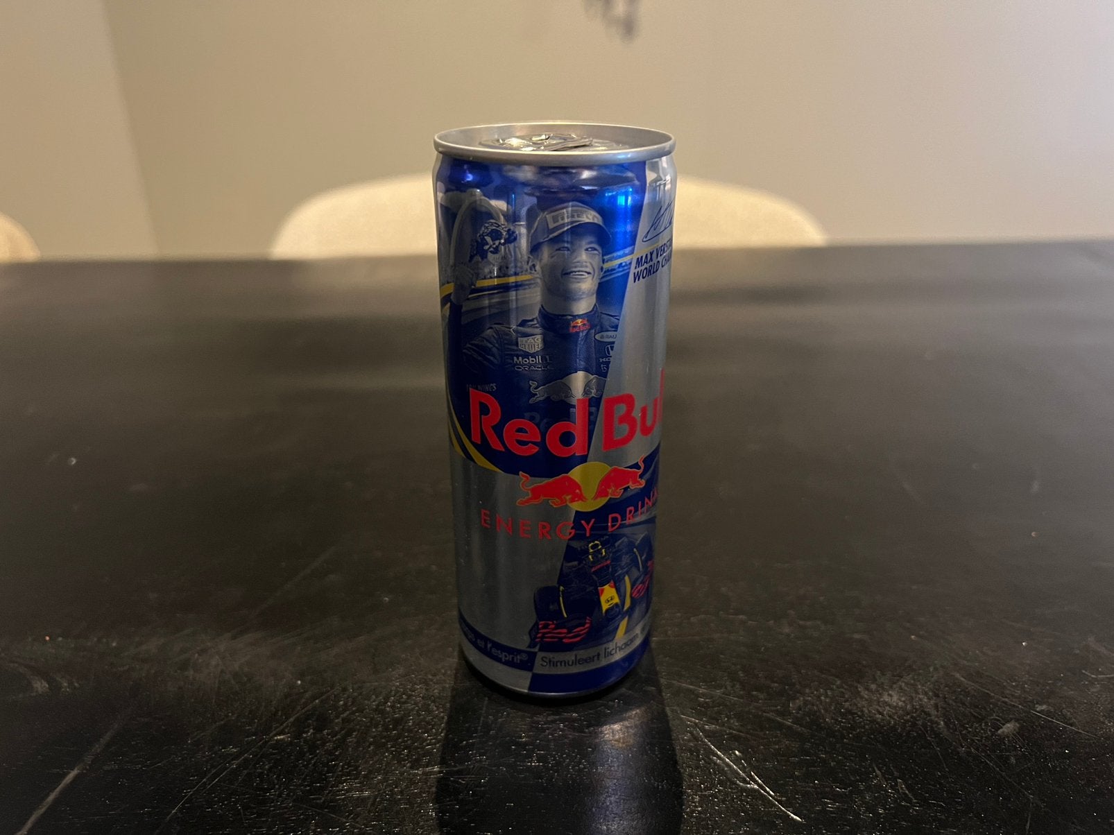 Red Bull max verstappen en Sergio pérez blikje, Ophalen of Verzenden, Nieuw, Overige
