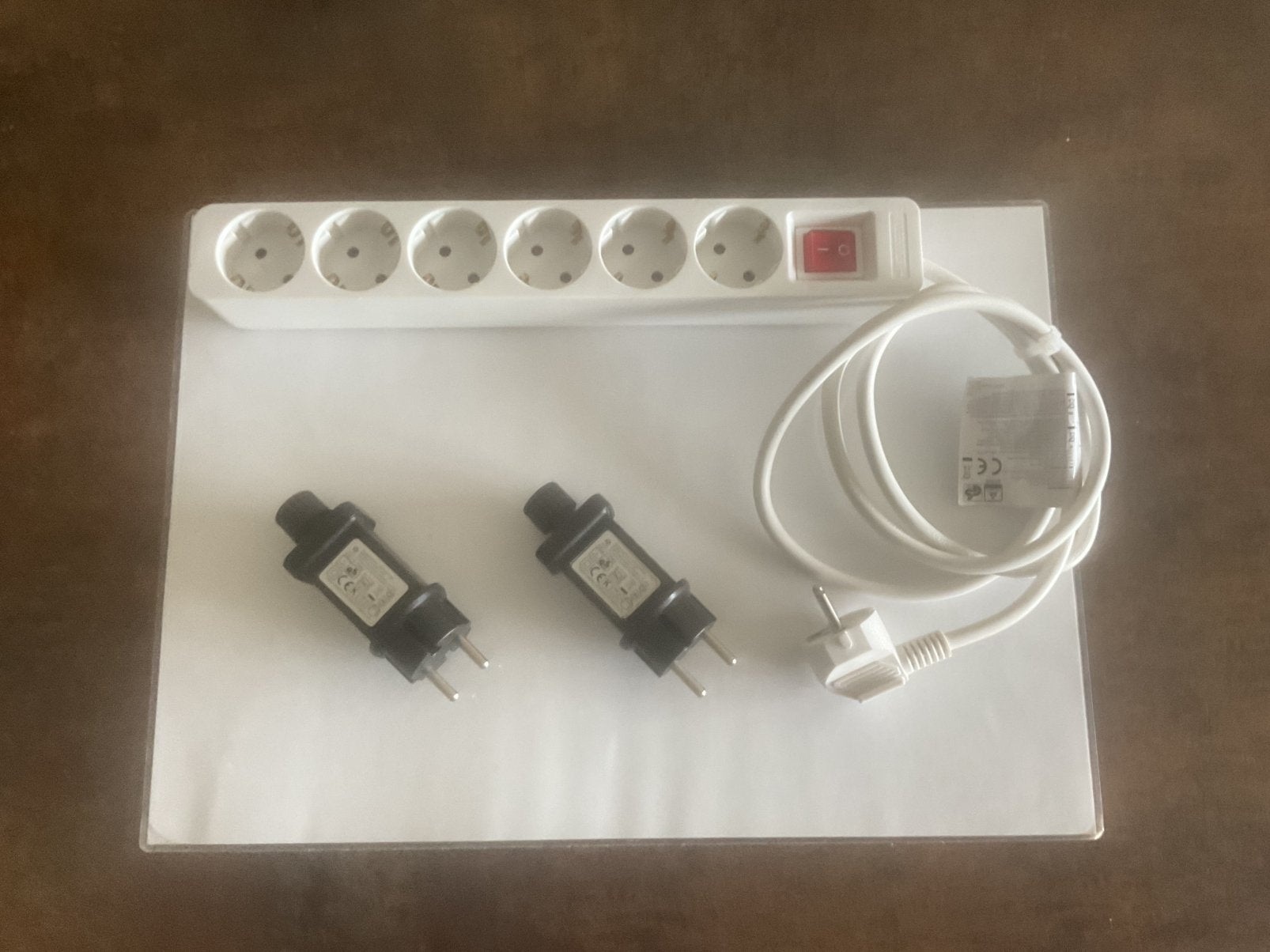 Adapter / voeding 3 stuks plus 6 gaats stekkerdoos zie :, Ophalen of Verzenden, Zo goed als nieuw