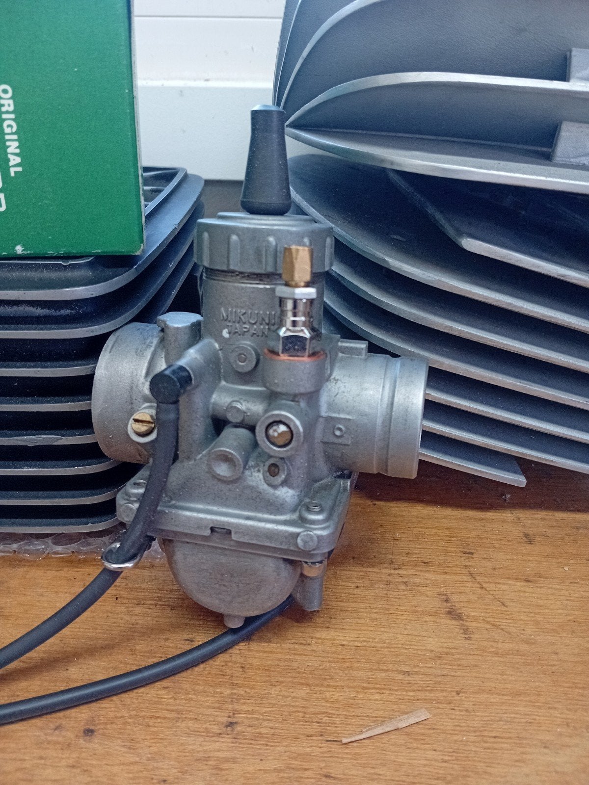 Mikuni VM28 57 carburateur met kabelchoke modificatie, Ophalen of Verzenden, Zo goed als nieuw, Carburateur