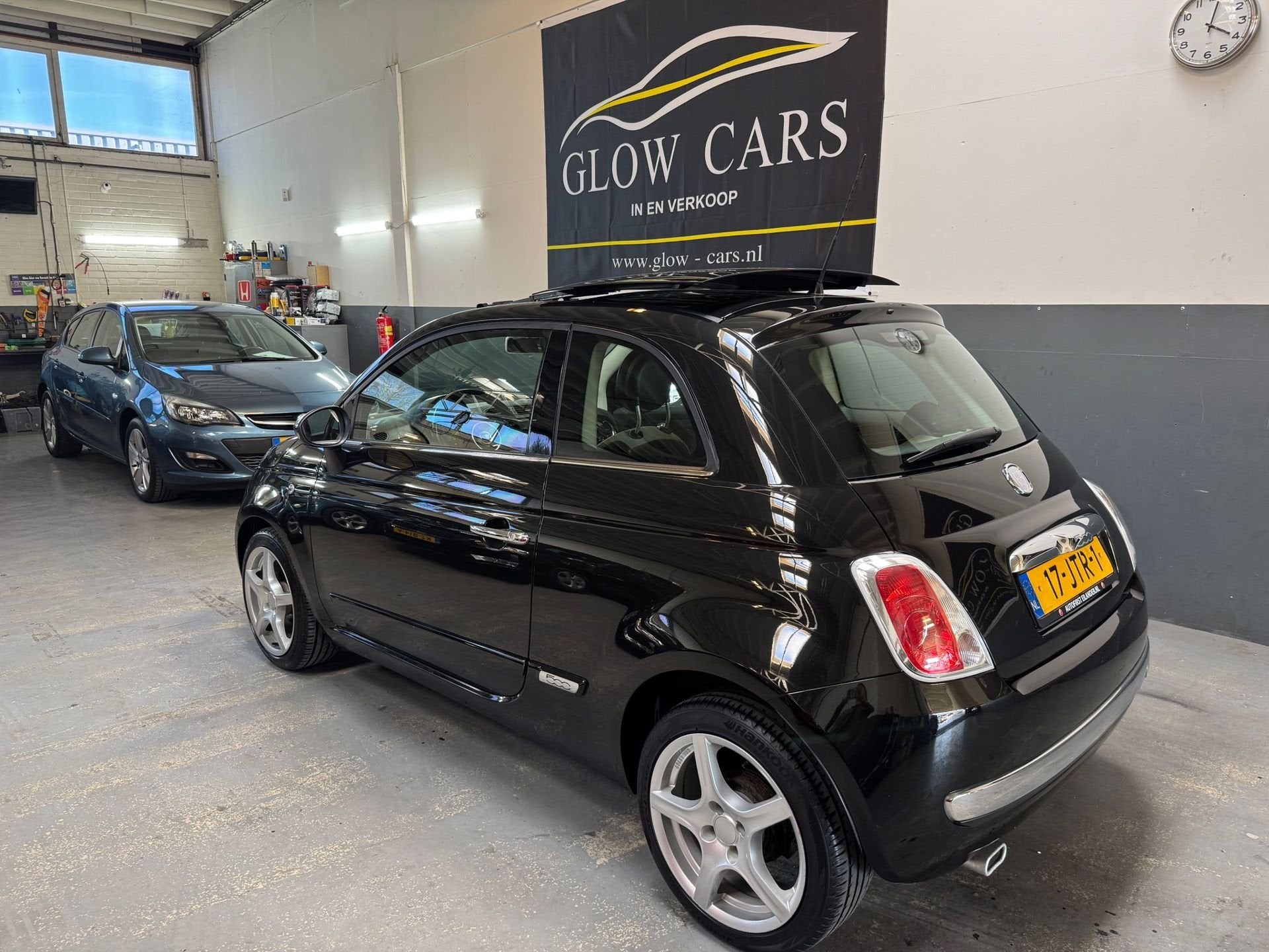 Fiat 500 1.2 Lounge AUT|PANO|AIRCO|NAP|, Stof, Gebruikt, 1242 cc, 4 cilinders