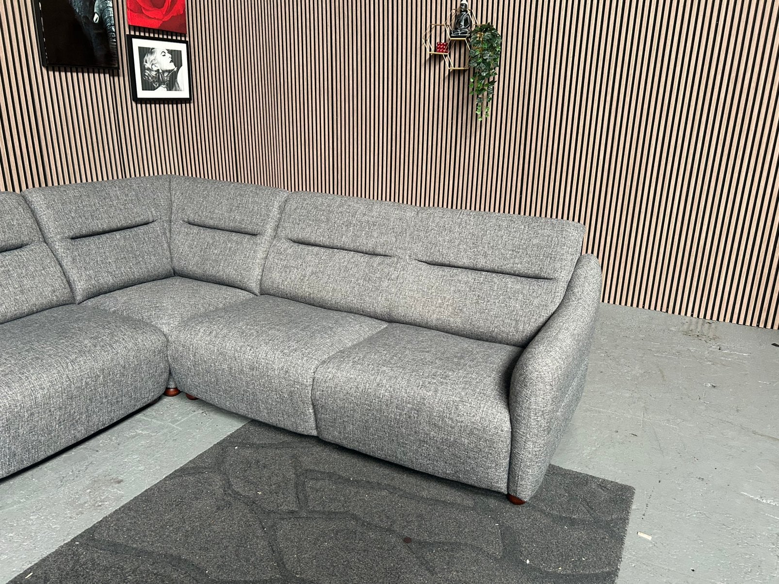 GRATIS LEVERING Hoekbank Grijs 275X275 GEREINIGD, 250 tot 300 cm, Hoekbank, Ophalen of Verzenden, Zo goed als nieuw