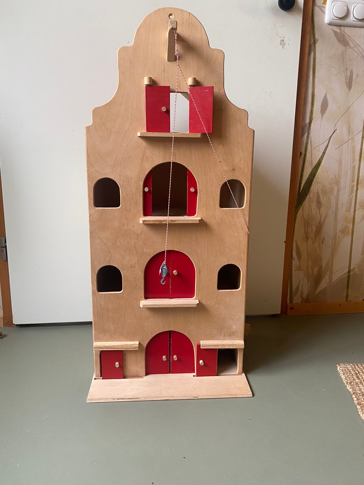 Mooi houten pakhuis met katrol, Ophalen of Verzenden, Gebruikt, Duw- of Trekspeelgoed