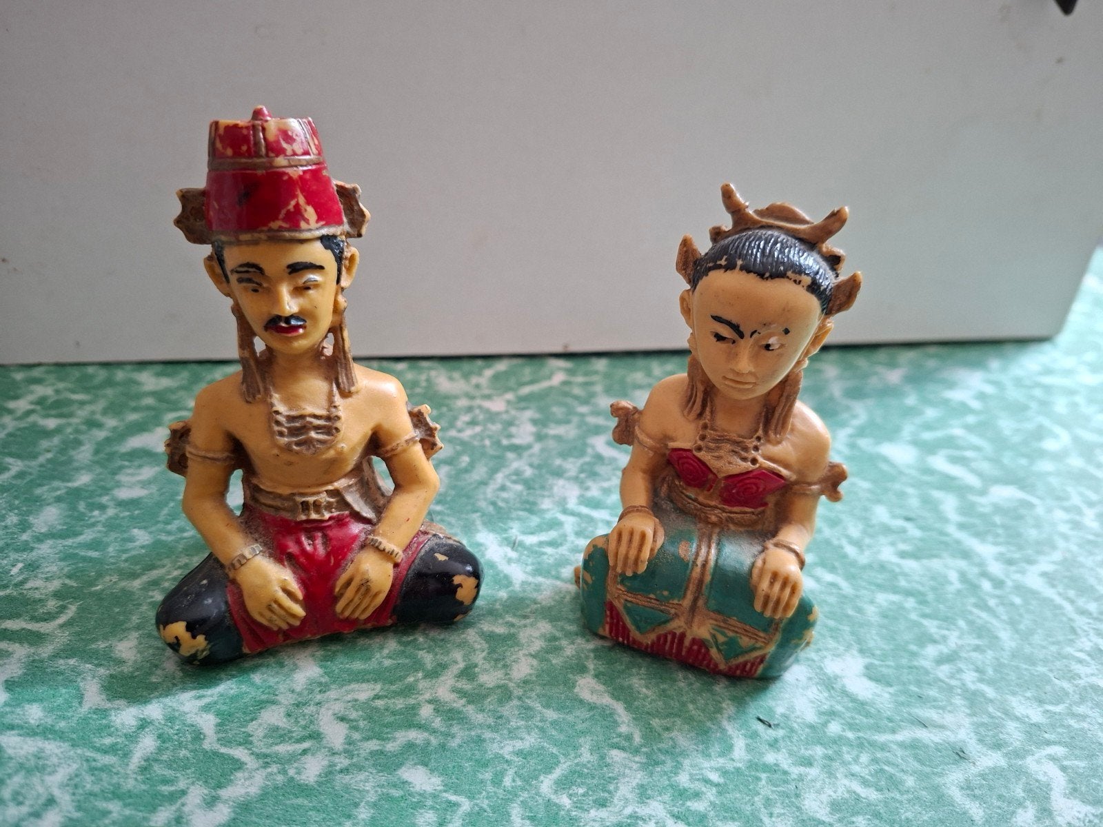 bruidspaarbeeldjes Loro Blonyo Javaans Indonesië., Antiek en Kunst, Oceanië, Minder dan 20 cm, Ophalen of Verzenden, Overige materialen