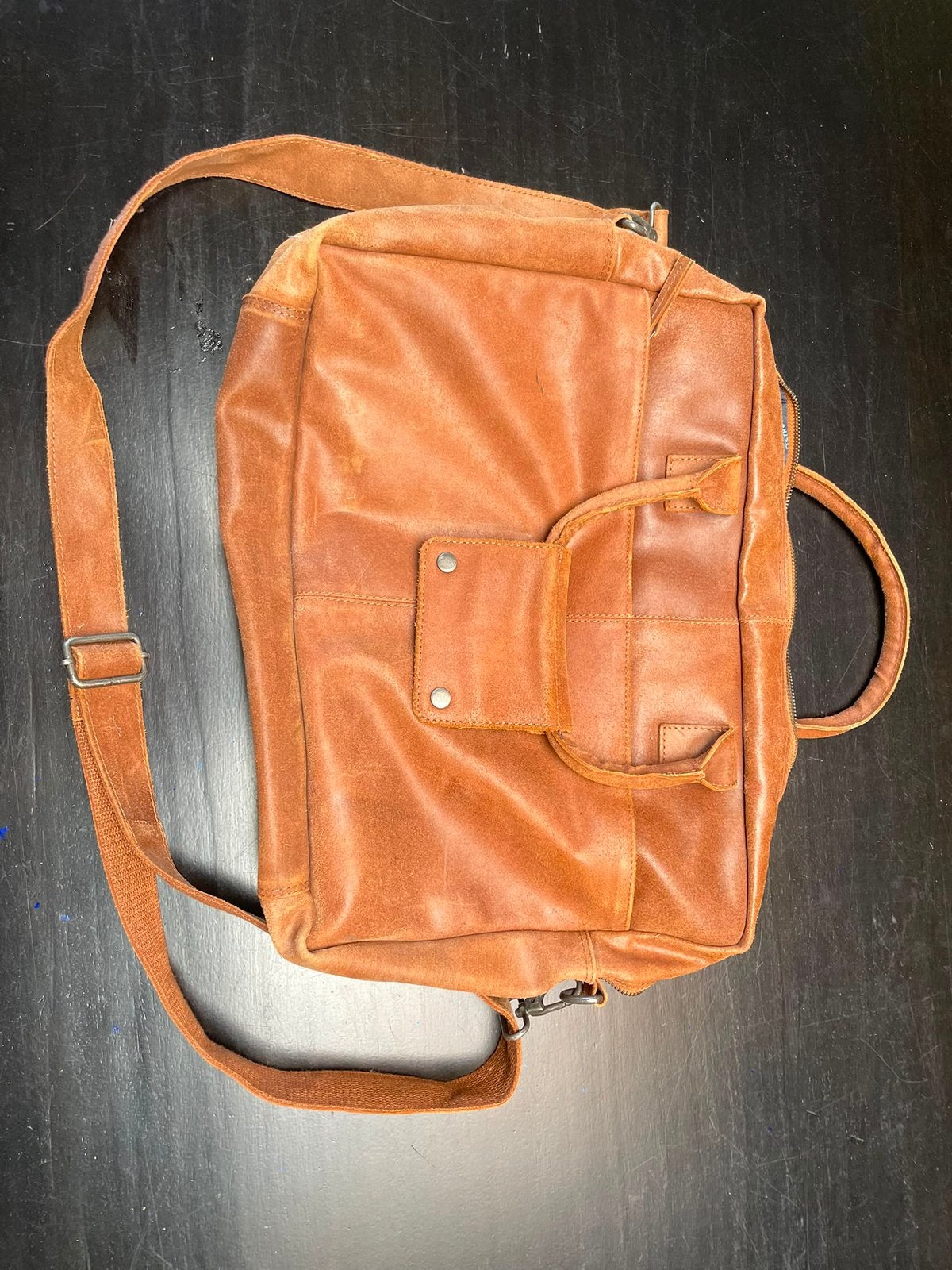 DSTRCT Fletcher Street Laptoptas - 17 inch - Cognac, Computers en Software, Laptoptassen, Ophalen, 17 inch of meer, Zo goed als nieuw
