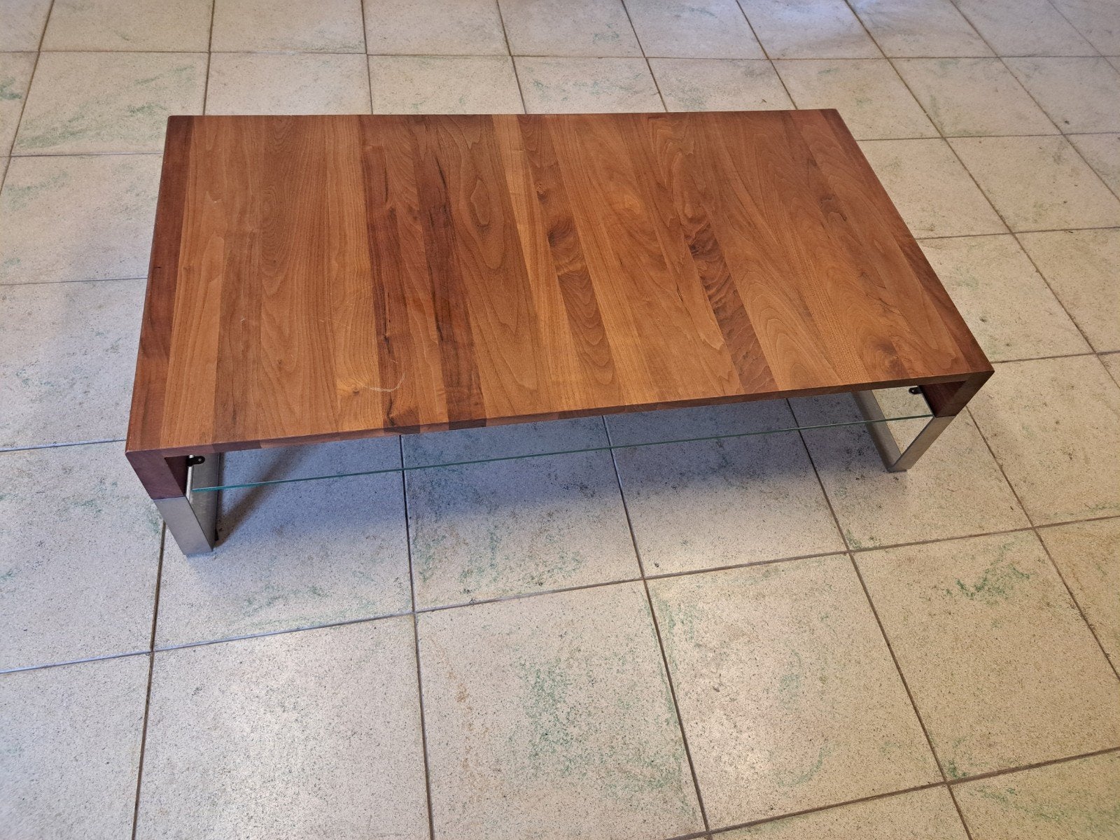 Salontafel met notenblad, RVS poten en glazen onderplaat, Ophalen, Gebruikt, 100 tot 150 cm, 50 tot 100 cm