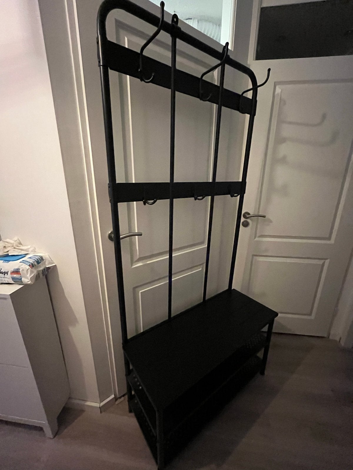 IKEA NIPÅSEN / BAGGMUCK kapstok met schoenenrek - Zwart, Ophalen, Gebruikt, Metaal, Staande kapstok
